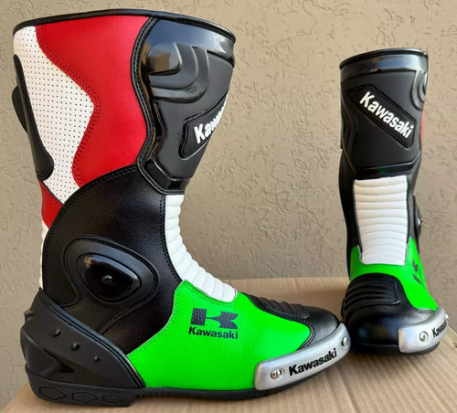 Women men motorcycle riding - women/men,